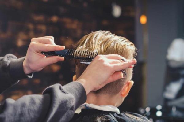 Coupe et coiffure enfant